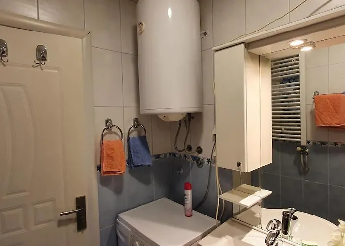 Julija 2 アパート *